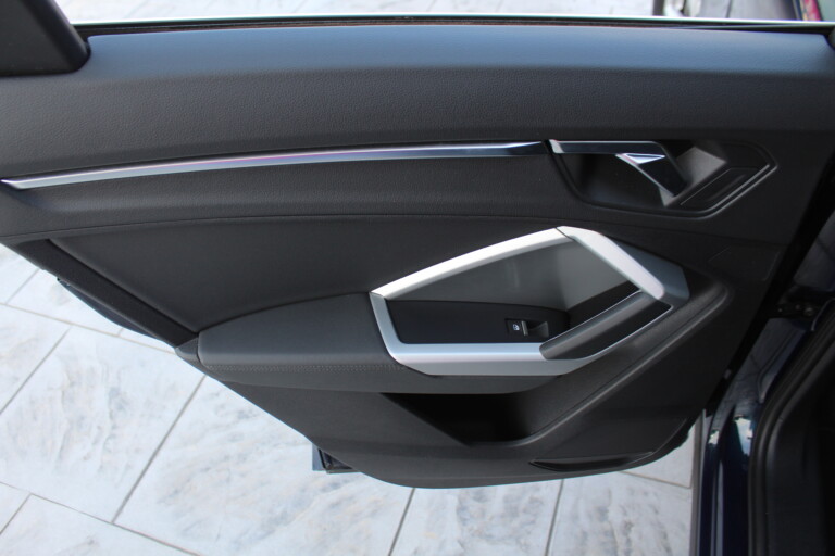 19 Stilecar It Audi Q3 Fz670sr