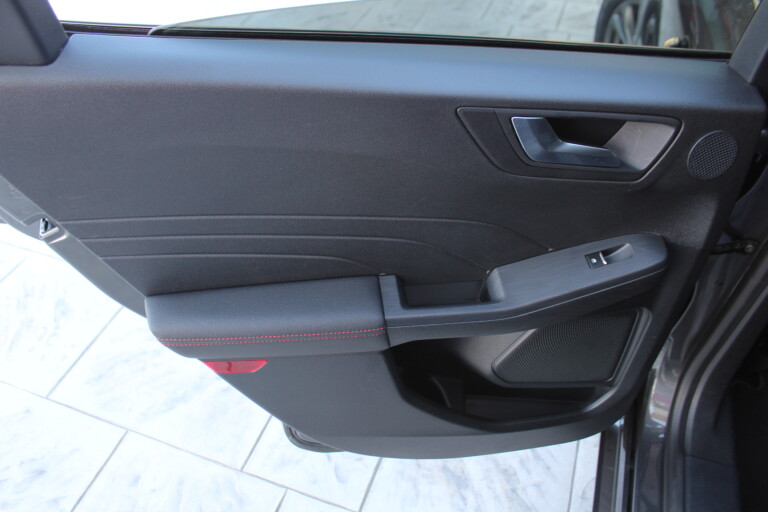 19 Stilecar It Ford Kuga Gf515rv