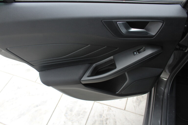 20 Stilecar It Ford Focus Gj457yg