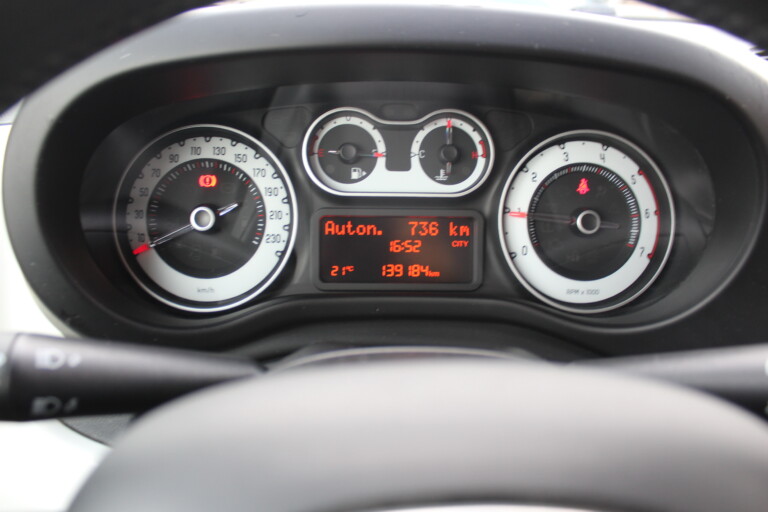 26 Stilecar It Fiat 500l Fg423zm