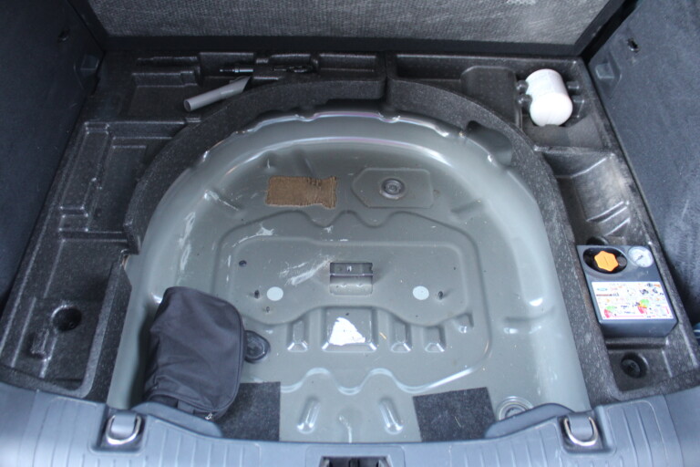 26 Stilecar It Ford Kuga Gf515rv