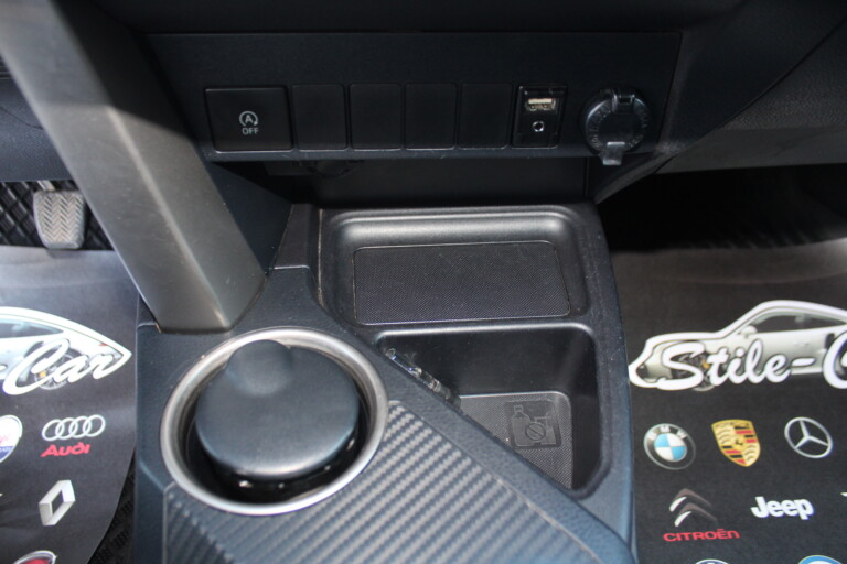36 Stilecar It Toyota Rav4 Fa137xm