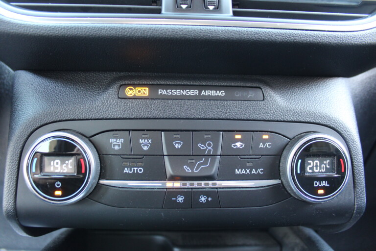 40 Stilecar It Ford Kuga Gf081cd