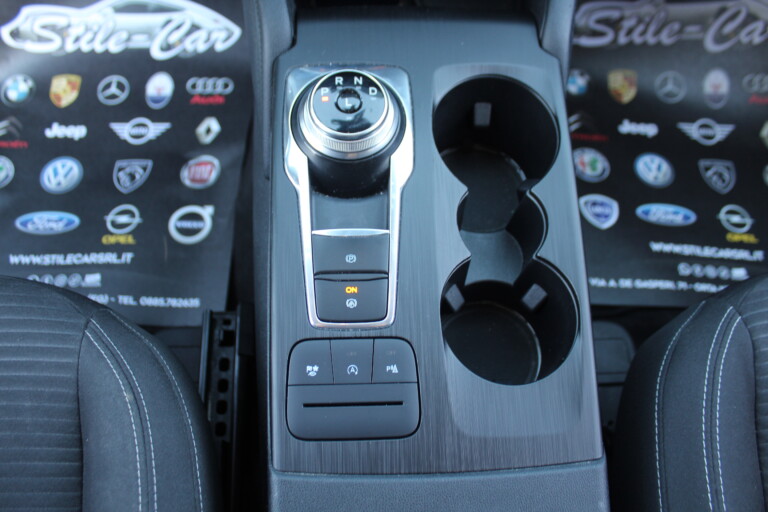 42 Stilecar It Ford Kuga Gf081cd