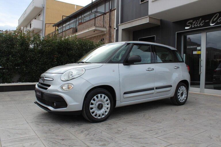03 Stilecar It Fiat 500l Fz413sx