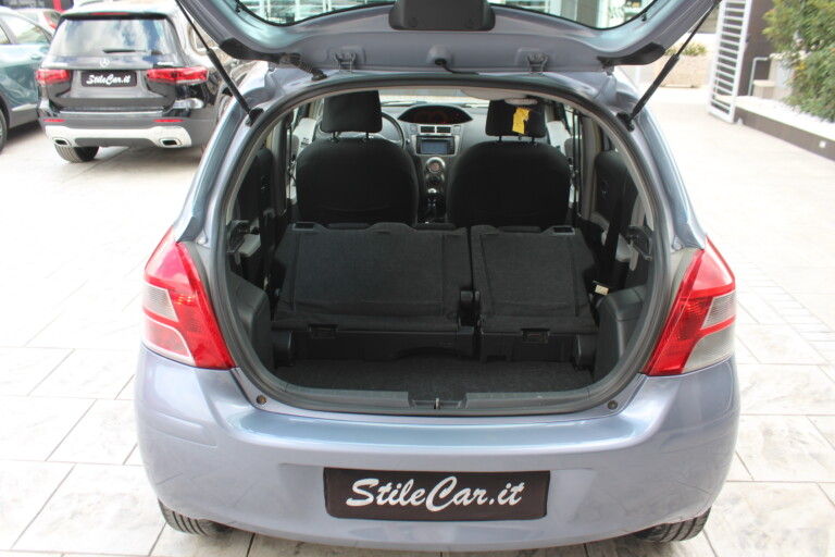 10 Stilecar It Toyota Yaris Eh339aw