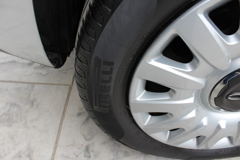 11 Stilecar It Fiat 500l Fz413sx