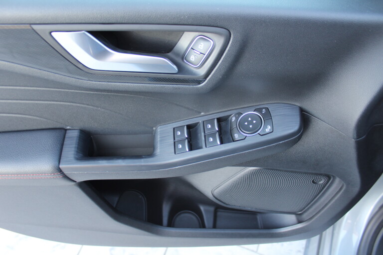 15 Stilecar It Ford Kuga Gf519sc