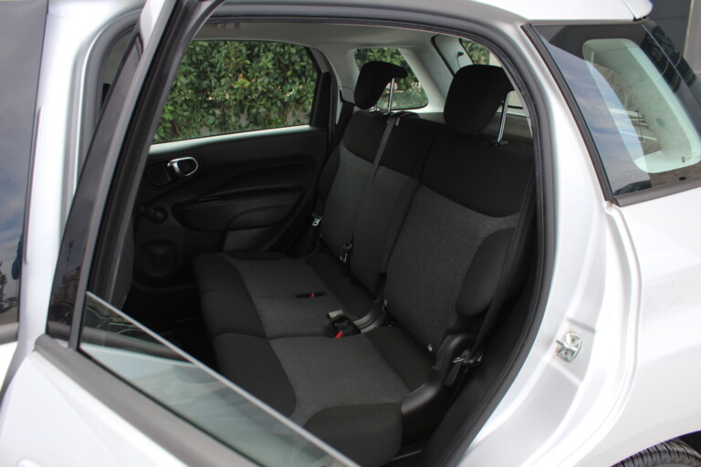 16 Stilecar It Fiat 500l Fz413sx