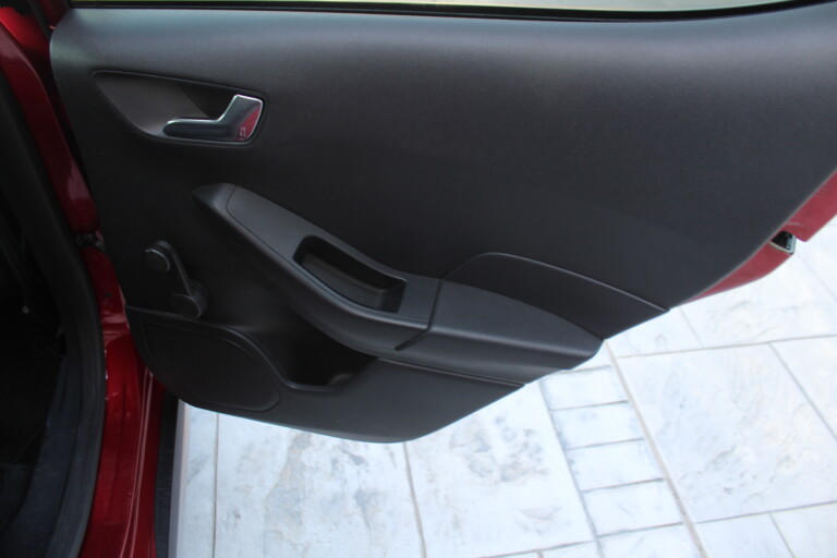 19 Stilecar It Ford Fiesta Fv642vm