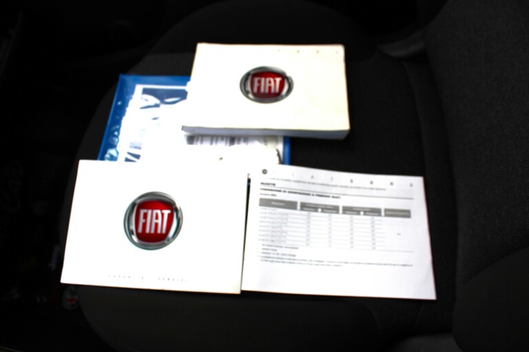 35 Stilecar It Fiat 500l Fz413sx