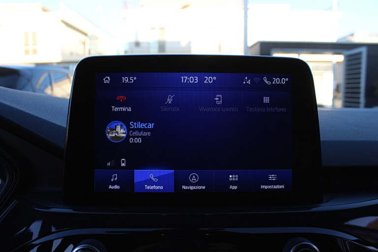 39 Stilecar It Ford Kuga Gf519sc