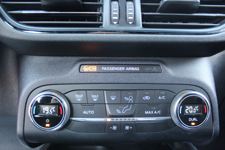 41 Stilecar It Ford Kuga Gf519sc