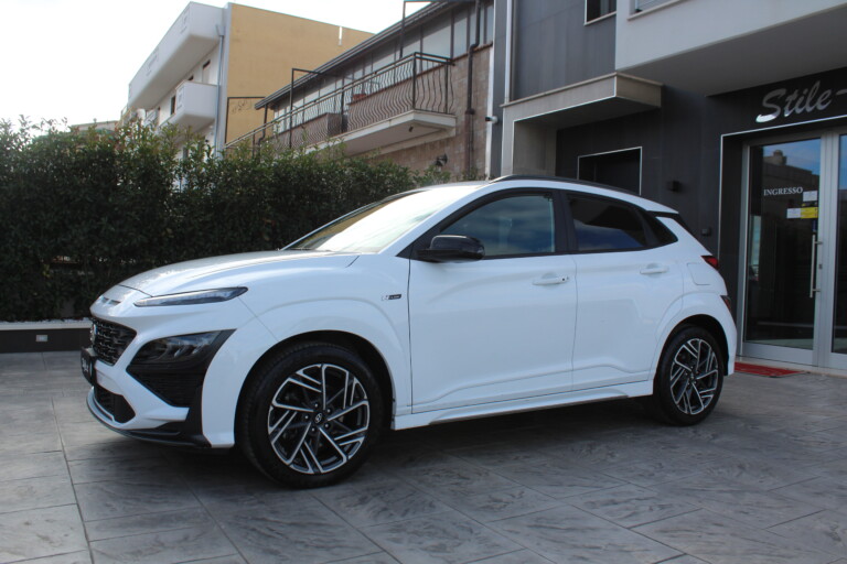 03 Stilecar It Hyundai Kona Gg129hw