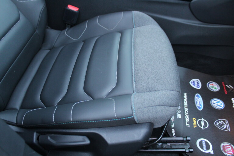 17 Stilecar It Citroen C4 Gk184zv