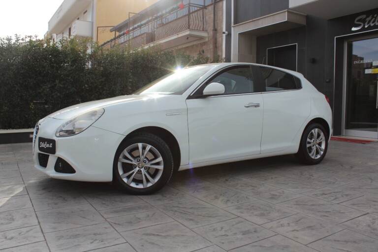 03 Stilecar It Ar Giulietta Ej250gm