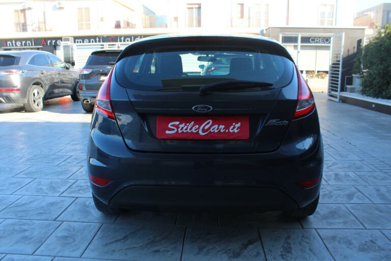 04 Stilecar It Ford Fiesta Dt313ys