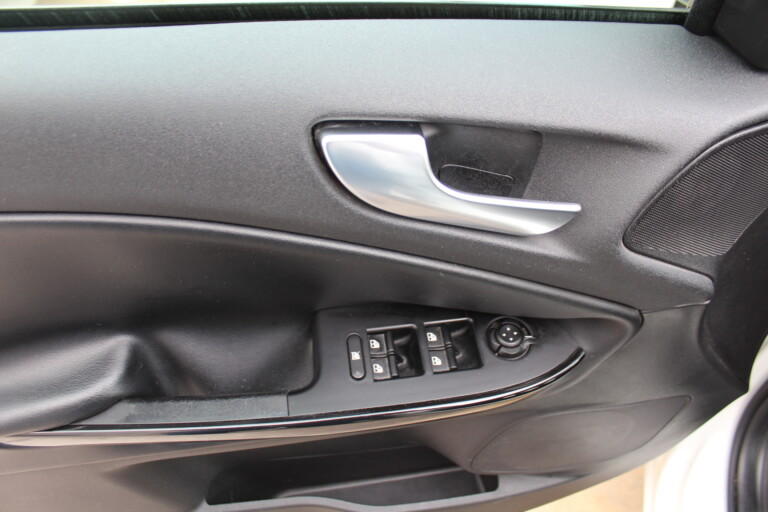 12 Stilecar It Ar Giulietta Ej250gm