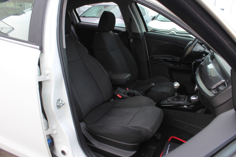 13 Stilecar It Ar Giulietta Ej250gm