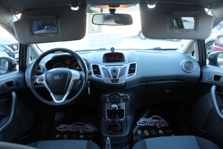 15 Stilecar It Ford Fiesta Dt313ys