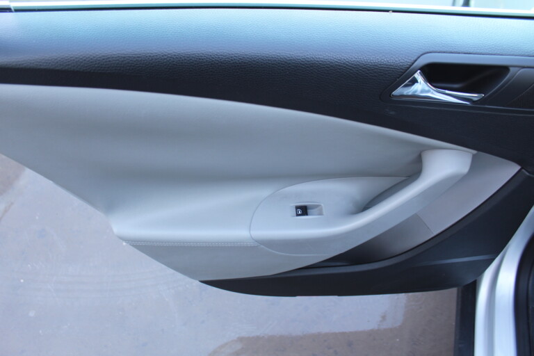 16 Stilecar It Vw Passat Dp779pg