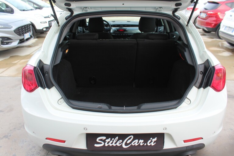 18 Stilecar It Ar Giulietta Ej250gm