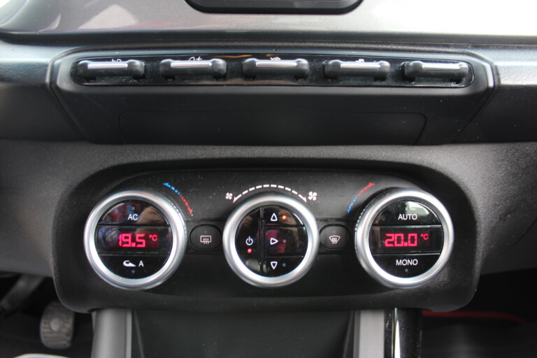 27 Stilecar It Ar Giulietta Ej250gm