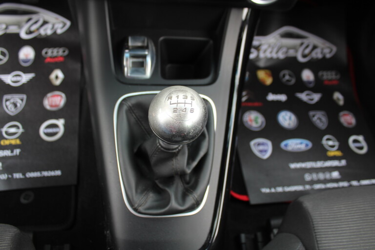 28 Stilecar It Ar Giulietta Ej250gm