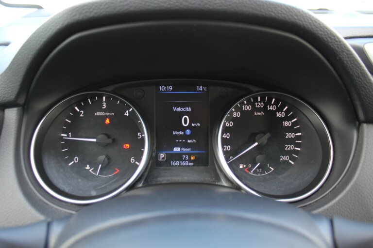 28 Stilecar It Nissan Qashqai Gc290pm