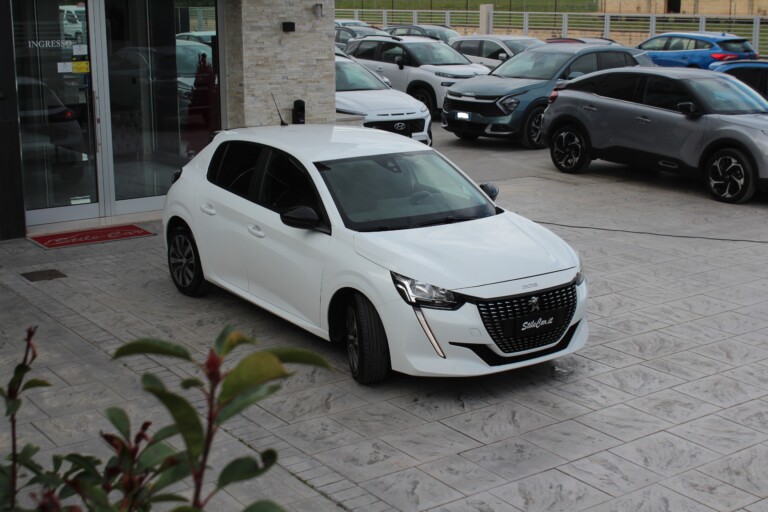 05 Stilecar It Peugeot 208 Gn484sd