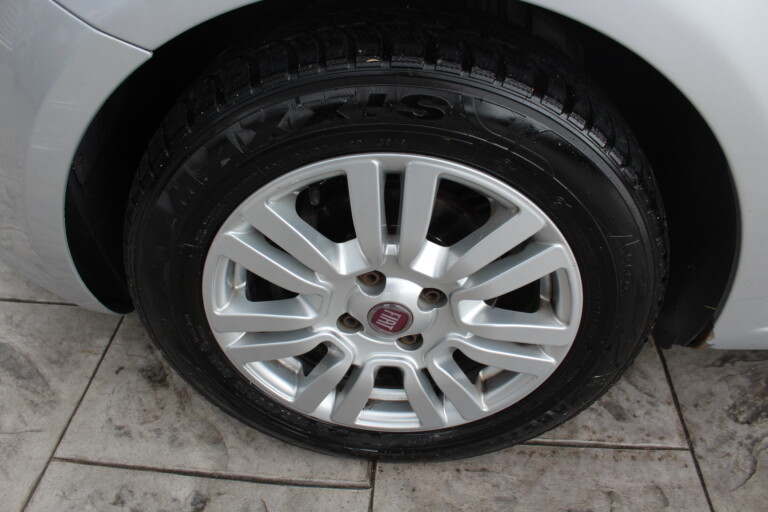 06 Stilecar It Fiat Punto Ew105ft