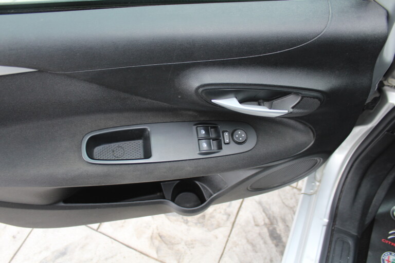 09 Stilecar It Fiat Punto Ew105ft