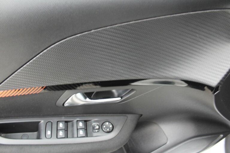 15 Stilecar It Peugeot 208 Gn484sd