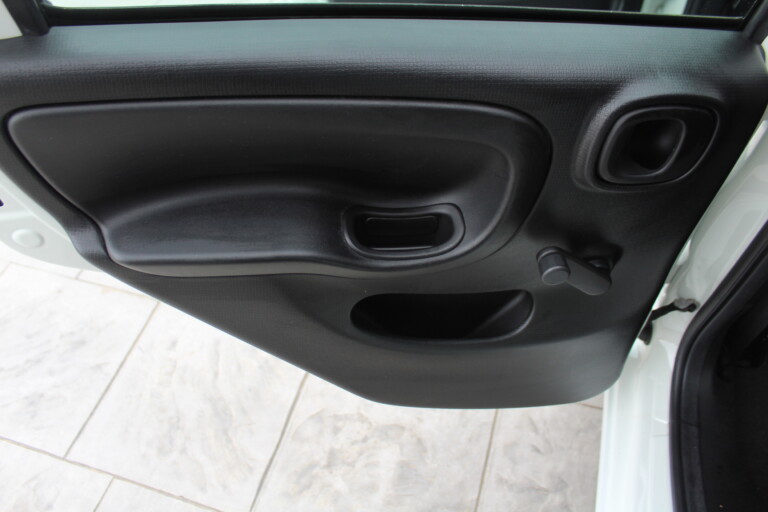 17 Stilecar It Fiat Panda Gc525nv