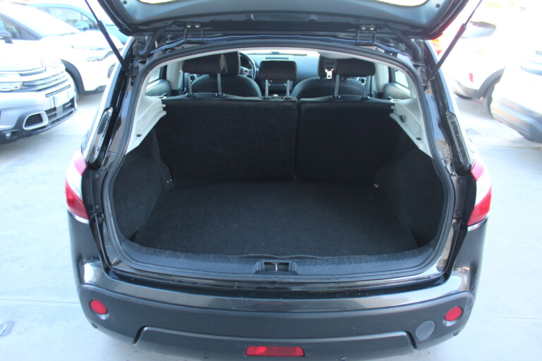 17 Stilecar It Nissan Qashqai Es107dw