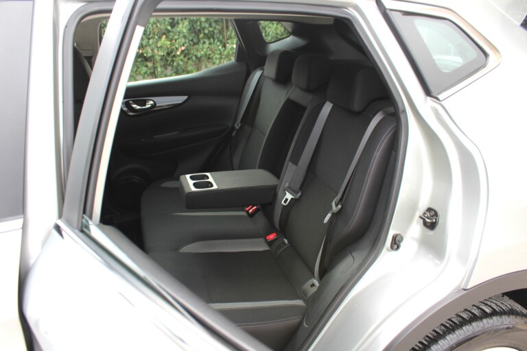 17 Stilecar It Nissan Qashqai Gd596te