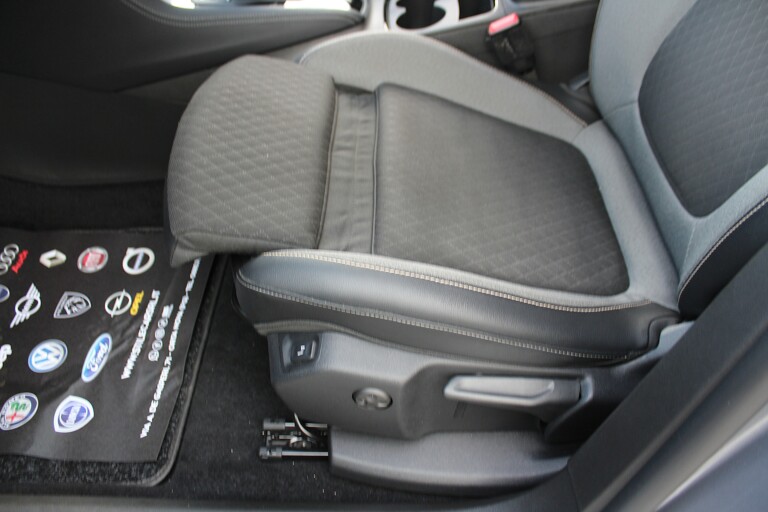 17 Stilecar It Opel Grandland Gl571jb