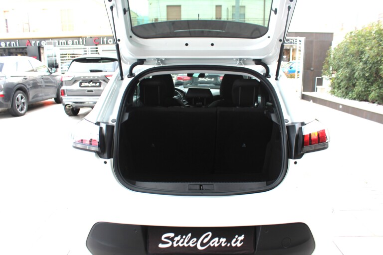 22 Stilecar It Peugeot 208 Gn484sd