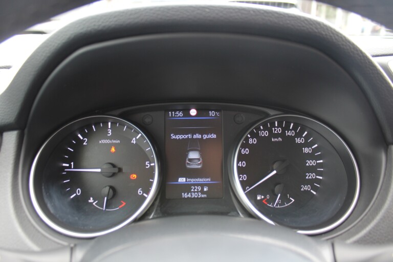 28 Stilecar It Nissan Qashqai Gd596te