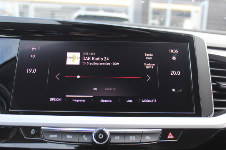 32 Stilecar It Opel Grandland Gl571jb