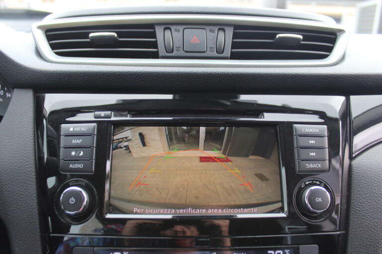 33 Stilecar It Nissan Qashqai Gd596te