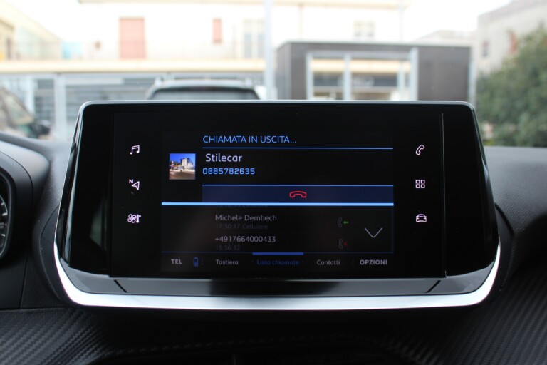 34 Stilecar It Peugeot 208 Gn484sd