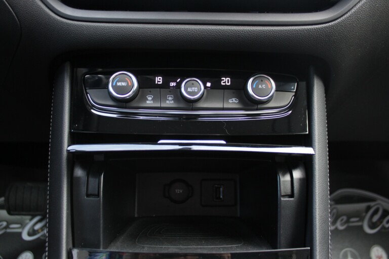 38 Stilecar It Opel Grandland Gl571jb