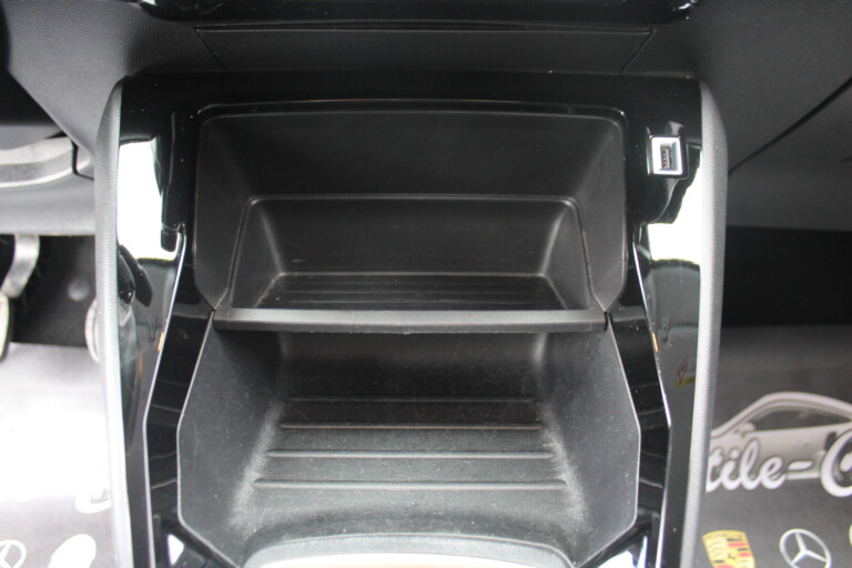 38 Stilecar It Peugeot 208 Gn484sd