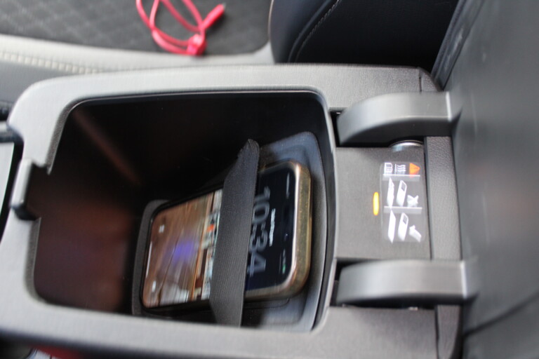 40 Stilecar It Opel Grandland Gl571jb