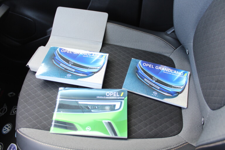 41 Stilecar It Opel Grandland Gl571jb