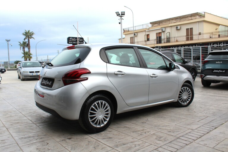 02 Stilecar It Peugeot 208 Fe380kd