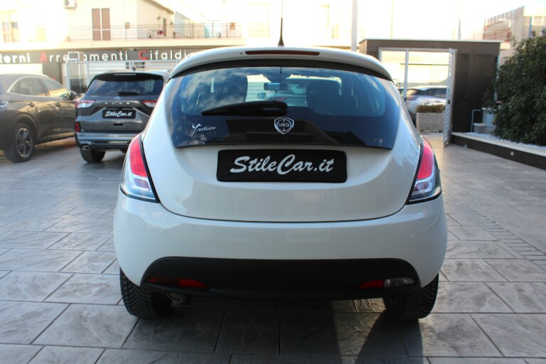 04 Stilecar It Lancia Ypsilon El095ds