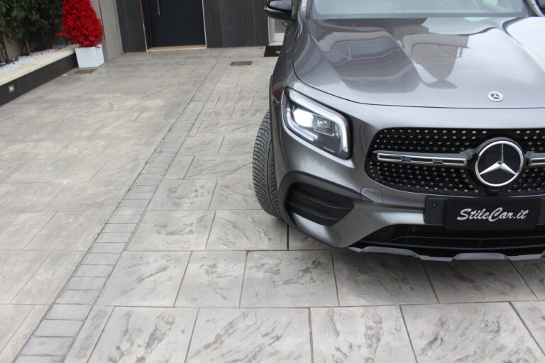 06 Stilecar It Mb Glb 220d Gk674ze