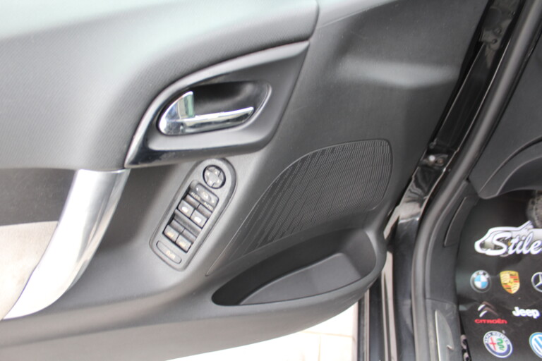 11 Stilecar It Citroen C3 Eg748na